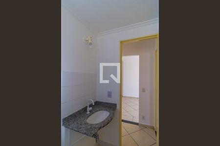 Apartamento para alugar com 55m², 2 quartos e 1 vaga Apartamento para alugar com 55m², 2 quartos e 1 vagaBanheiro