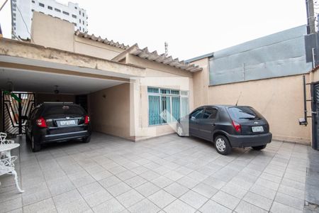 Casa à venda com 151m², 3 quartos e 4 vagas Casa à venda com 151m², 3 quartos e 4 vagasGaragem