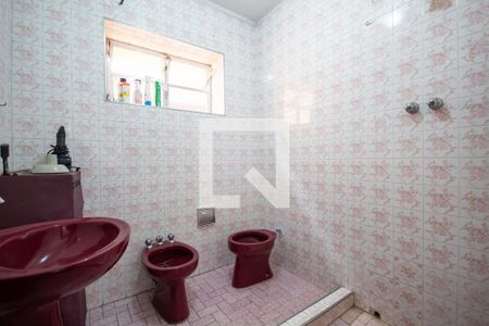 Casa à venda com 151m², 3 quartos e 4 vagas Casa à venda com 151m², 3 quartos e 4 vagasBanheiro 2