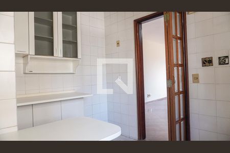 Apartamento para alugar com 98m², 3 quartos e 2 vagasCozinha