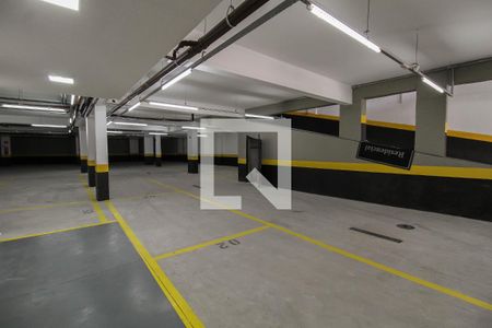 Apartamento para alugar com 33m², 1 quarto e 1 vaga Apartamento para alugar com 33m², 1 quarto e 1 vagaGaragem