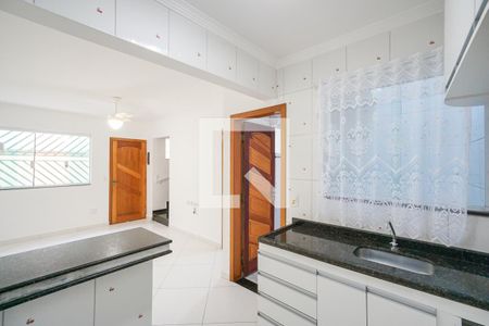 Casa de condomínio à venda com 52m², 2 quartos e 1 vaga Casa de condomínio à venda com 52m², 2 quartos e 1 vagaCozinha