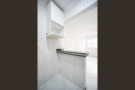 Casa de condomínio à venda com 52m², 2 quartos e 1 vaga Casa de condomínio à venda com 52m², 2 quartos e 1 vagaCozinha