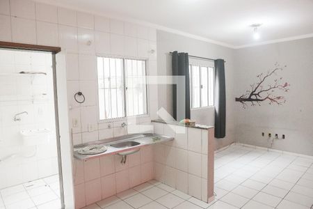 Sala - Sala de Jantar - Cozinha de apartamento para alugar com 2 quartos, 47m² em Jardim Santo Antônio, Santo André