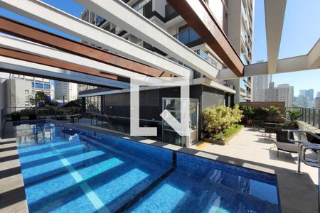 Studio à venda com 28m², 1 quarto e sem vagaÁrea comum - Piscina