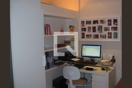 Quarto  de apartamento à venda com 2 quartos, 70m² em São Pedro, Belo Horizonte