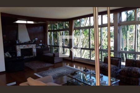 Casa para alugar com 4 quartos, 800m² em Jardim Guedala, São Paulo