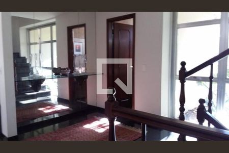 Casa à venda com 4 quartos, 500m² em Jardim Guedala, São Paulo