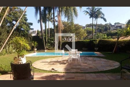 Casa à venda com 4 quartos, 500m² em Jardim Guedala, São Paulo