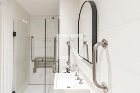 Studio à venda com 28m², 1 quarto e sem vaga Studio à venda com 28m², 1 quarto e sem vagaStudio - Banheiro