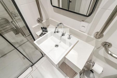 Studio à venda com 28m², 1 quarto e sem vaga Studio à venda com 28m², 1 quarto e sem vagaStudio - Banheiro - Torneira