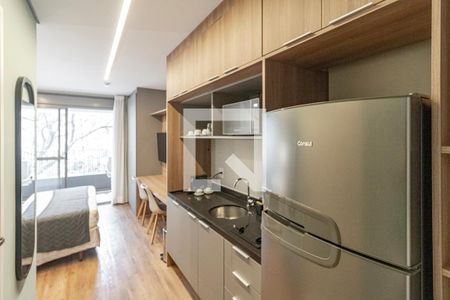Studio à venda com 28m², 1 quarto e sem vaga Studio à venda com 28m², 1 quarto e sem vagaStudio - Cozinha