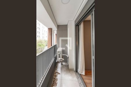 Studio à venda com 28m², 1 quarto e sem vaga Studio à venda com 28m², 1 quarto e sem vagaStudio - Varanda