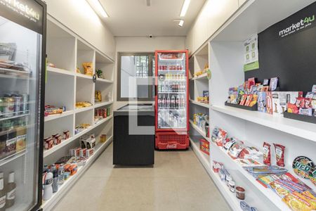 Studio à venda com 28m², 1 quarto e sem vaga Studio à venda com 28m², 1 quarto e sem vagaÁrea comum = Mini Mercado