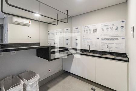 Studio à venda com 28m², 1 quarto e sem vaga Studio à venda com 28m², 1 quarto e sem vagaÁrea comum - Lavanderia