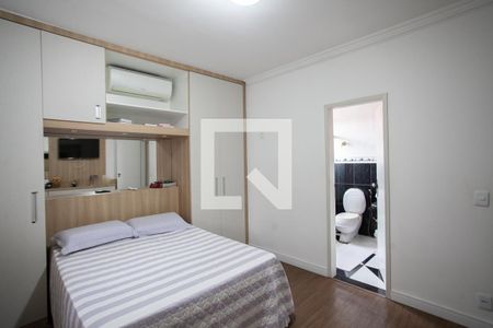 Casa à venda com 342m², 5 quartos e 4 vagasSuíte 3