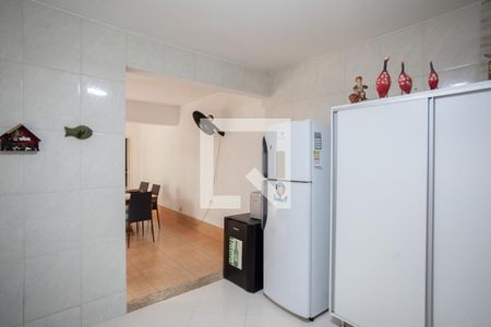 Casa à venda com 342m², 5 quartos e 4 vagasAnexo - Cozinha