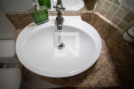 Casa à venda com 342m², 5 quartos e 4 vagasAnexo - Banheiro