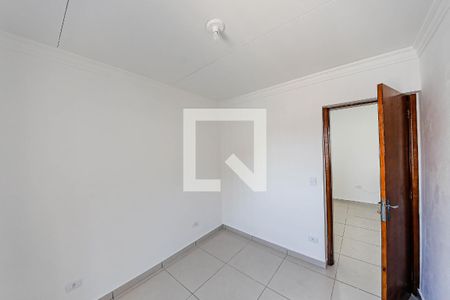 Quarto 2 de casa para alugar com 2 quartos, 56m² em Vila Santa Clara, São Paulo