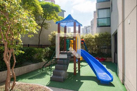 Apartamento para alugar com 108m², 3 quartos e 2 vagasÁrea comum - Playground