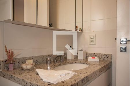 Apartamento para alugar com 108m², 3 quartos e 2 vagasBanheiro da Suíte 1