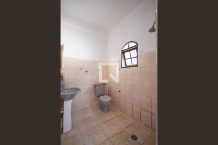 Banheiro do Quarto 1 de casa para alugar com 2 quartos, 180m² em Presidente Altino, Osasco
