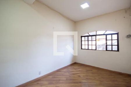Sala de casa para alugar com 2 quartos, 180m² em Presidente Altino, Osasco
