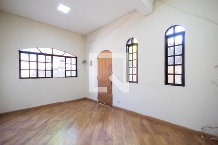 Sala de casa para alugar com 2 quartos, 180m² em Presidente Altino, Osasco