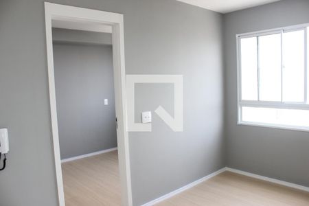 Sala de apartamento para alugar com 2 quartos, 36m² em Vila das Bandeiras, Guarulhos