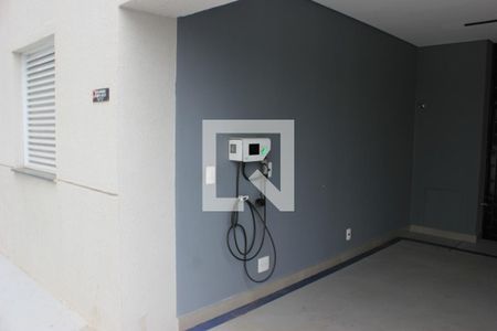 Apartamento para alugar com 36m², 2 quartos e 1 vagaCarregador elétrico da área comum