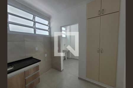 Apartamento para alugar com 76m², 3 quartos e sem vaga Apartamento para alugar com 76m², 3 quartos e sem vagaCozinha