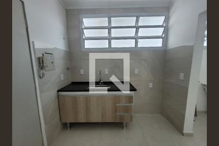 Apartamento para alugar com 76m², 3 quartos e sem vaga Apartamento para alugar com 76m², 3 quartos e sem vagaCozinha