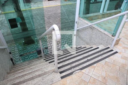 Apartamento para alugar com 97m², 2 quartos e 1 vagaEscada