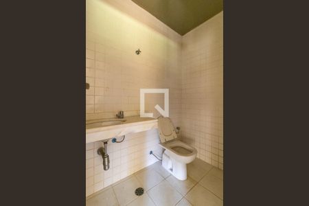 Casa à venda com 327m², 4 quartos e 3 vagasSalão 