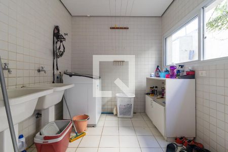 Casa à venda com 327m², 4 quartos e 3 vagasÁrea de Serviço