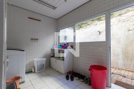 Casa à venda com 327m², 4 quartos e 3 vagasÁrea de Serviço