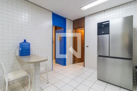 Casa à venda com 327m², 4 quartos e 3 vagasCozinha