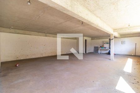 Casa à venda com 327m², 4 quartos e 3 vagasSalão 