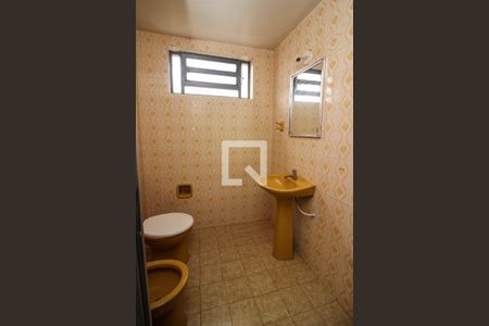 Apartamento para alugar com 67m², 2 quartos e 2 vagas Apartamento para alugar com 67m², 2 quartos e 2 vagasBanheiro