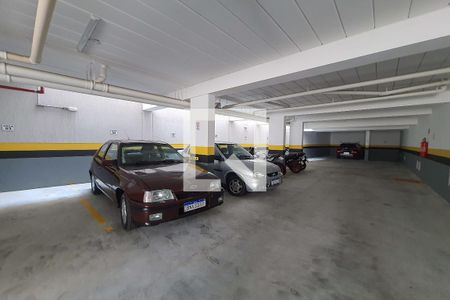 Apartamento à venda com 68m², 2 quartos e 1 vaga Apartamento à venda com 68m², 2 quartos e 1 vagaGaragem