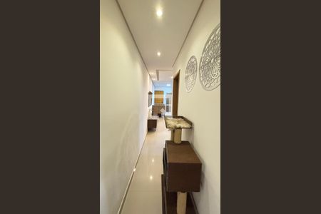 Corredor de apartamento à venda com 2 quartos, 82m² em Vila Principe de Gales, Santo André