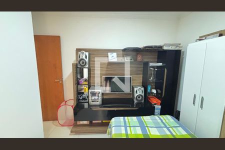 Apartamento à venda com 82m², 2 quartos e 1 vagaQuarto 2