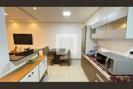 Apartamento à venda com 82m², 2 quartos e 1 vagaCozinha