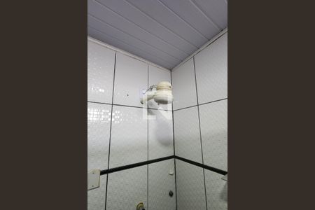 Casa para alugar com 70m², 2 quartos e sem vaga Casa para alugar com 70m², 2 quartos e sem vagaChuveiro