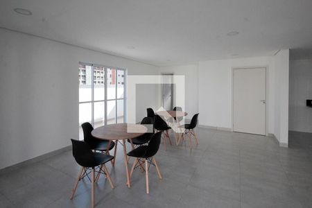 Apartamento à venda com 33m², 1 quarto e sem vagaÁrea comum - Salão de festas