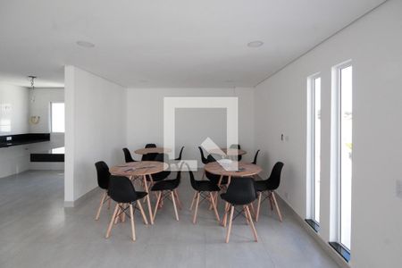 Apartamento à venda com 33m², 1 quarto e sem vagaÁrea comum - Salão de festas