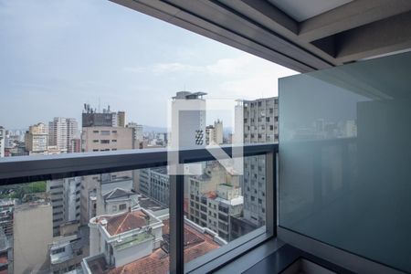 Varanda de kitnet/studio para alugar com 1 quarto, 28m² em República, São Paulo