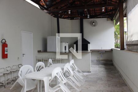 Apartamento para alugar com 68m², 2 quartos e 2 vagasÁrea comum - Churrasqueira