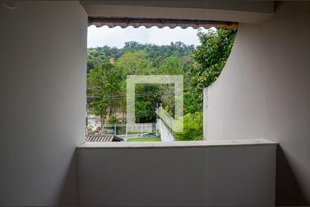 Casa à venda com 380m², 5 quartos e 2 vagas Casa à venda com 380m², 5 quartos e 2 vagasQUarto