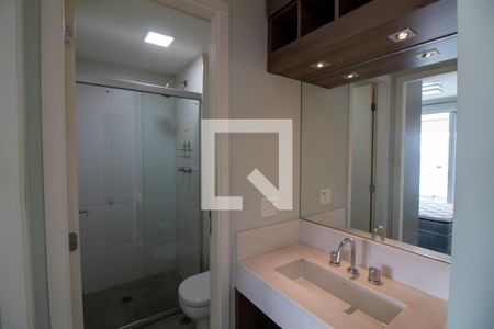 Banheiro de apartamento para alugar com 1 quarto, 52m² em Brooklin Paulista, São Paulo